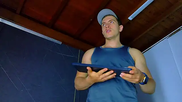 ALANNFERRER live sex cam