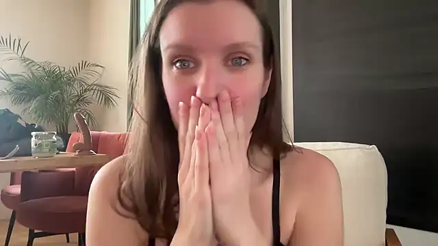 madameJD's cam snapshot