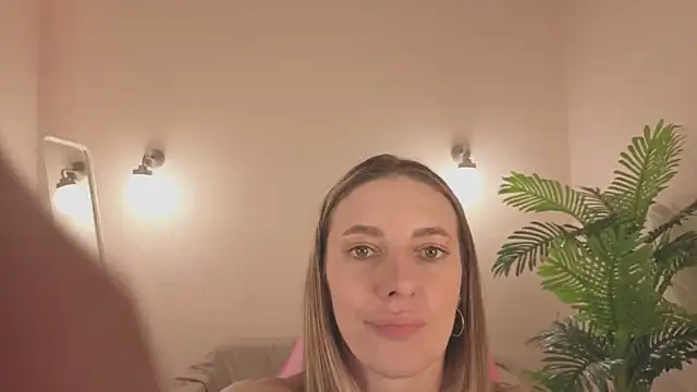 Ava_Ridge's cam snapshot