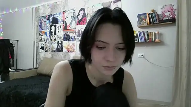 LxayBloom's cam snapshot