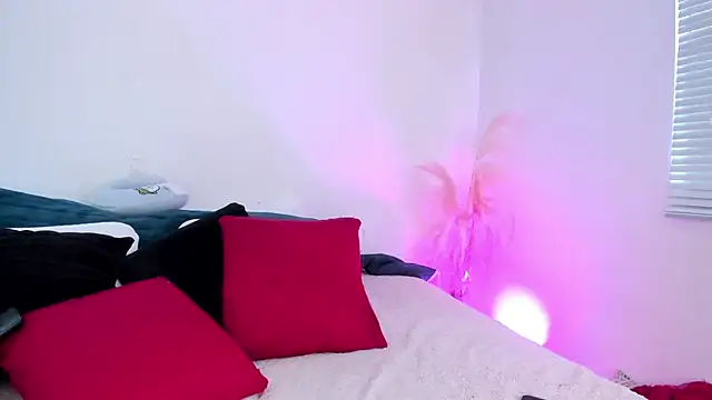 Gaia_Stone live sex cam