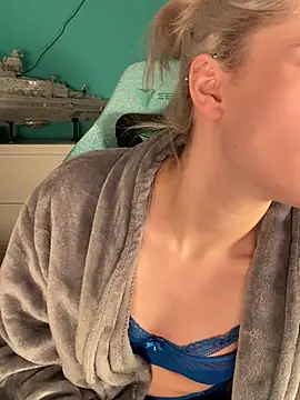 TheRealJessyLey live sex cam