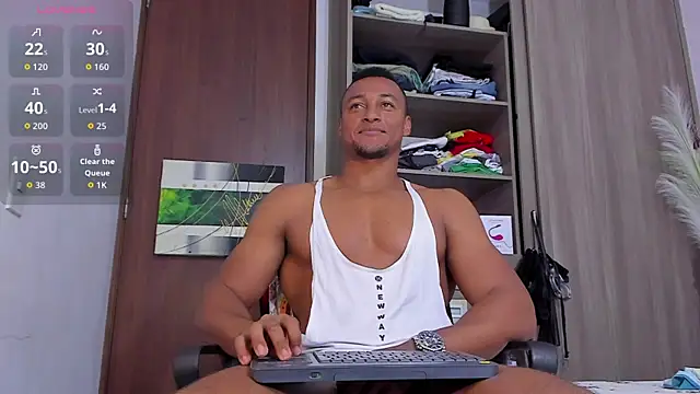 AnthonyWhite24 live sex cam