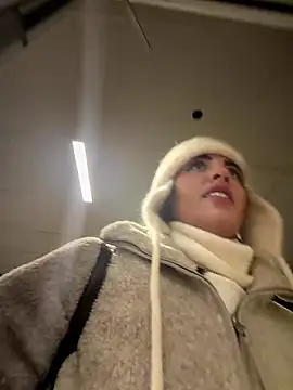 Alirawrz live sex cam