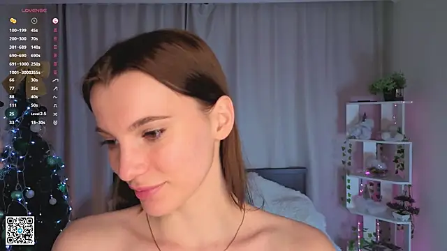 LaveraMeling live sex cam