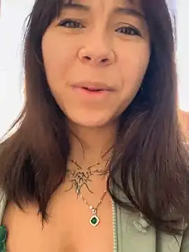 YumiLux's cam snapshot