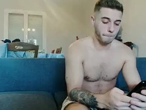 Elkafit28 live sex cam