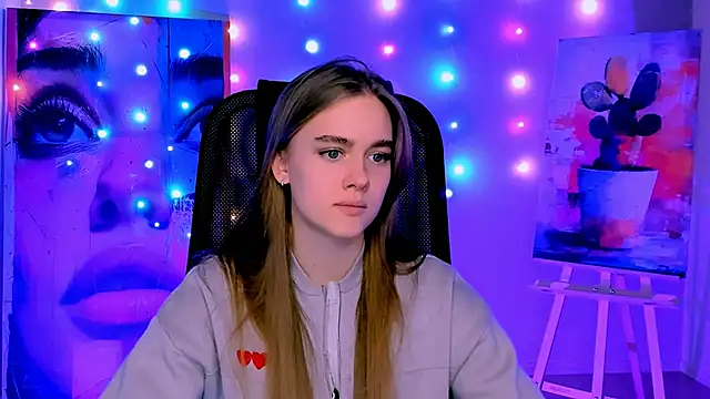 JuneWoods live sex cam