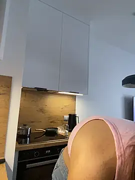 AliceAlicee's cam snapshot