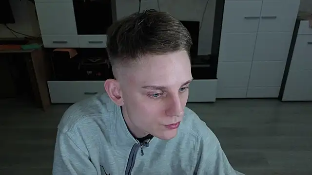 angryzan live sex cam