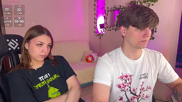 RobertAndLinela live sex cam