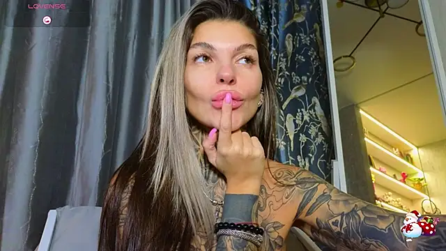 tattooedBabyy live sex cam