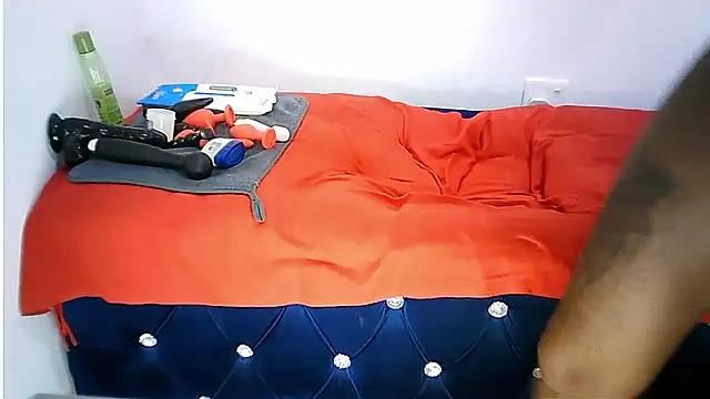 Ntokozo290 live sex cam