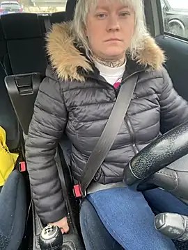 poussichienne live sex cam