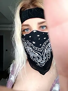 Sweet_xxBuse live sex cam