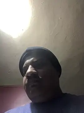 Saxymood1111 live sex cam