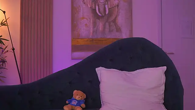 LaraSynn live sex cam