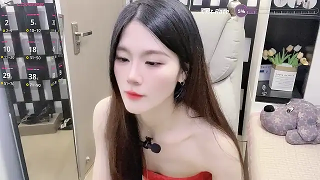 Yueyue-MM live sex cam