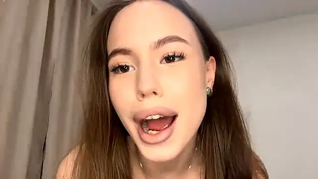 KitCerveny live sex cam