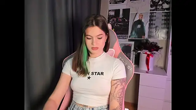 NikkieKitty's cam snapshot