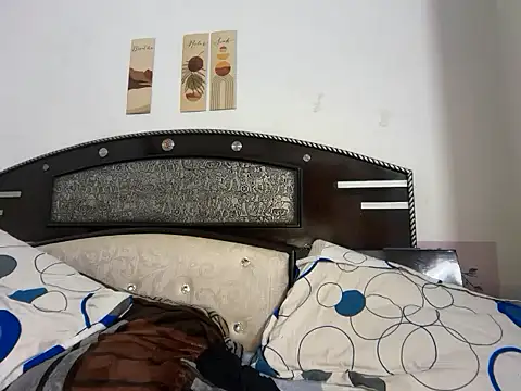 TroubledRam live sex cam