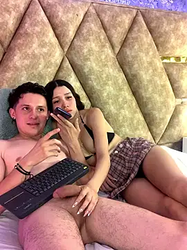 SsexCouplee live sex cam