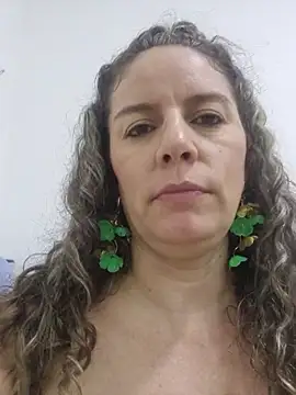 Nina_vallon live sex cam