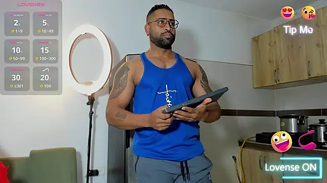 MattRodriguez9 live sex cam