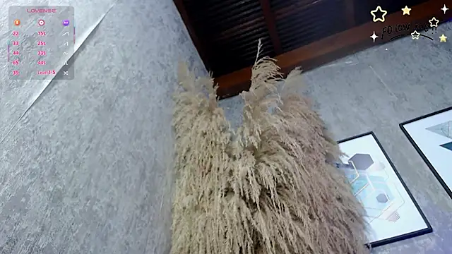 Lena_helleen live sex cam