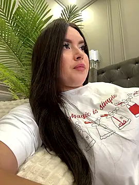 TrishaWinslet live sex cam