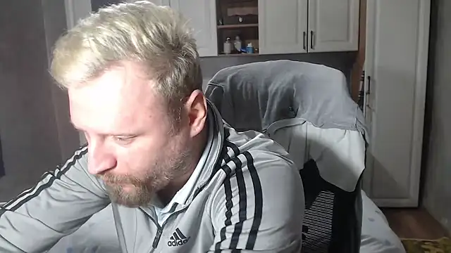 ALEX_BEAUTY2025's cam snapshot