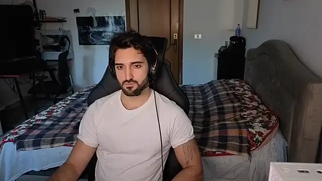 Al3xox02's cam snapshot