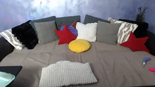 NycolleSweet37's cam snapshot