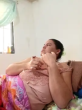 yaneth_'s cam snapshot