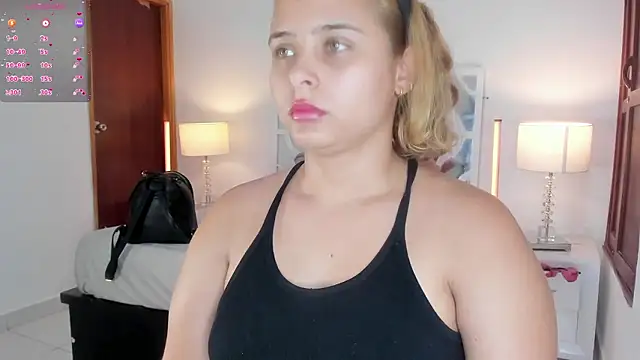 MikaelaStone live sex cam