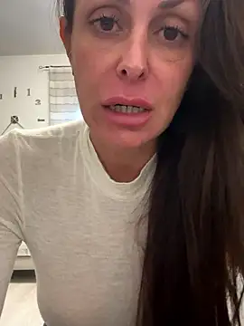 ainaht's cam snapshot