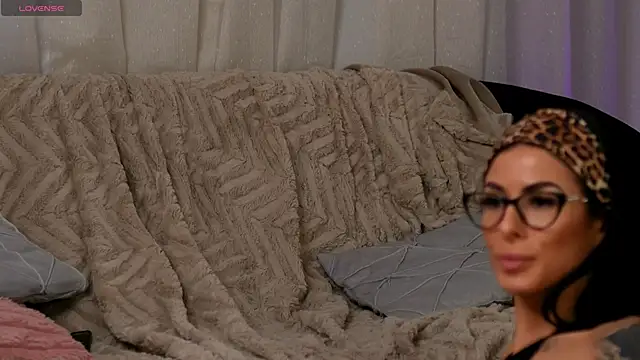 EvaAmanti's cam snapshot