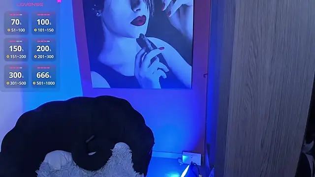 QueenOfHaze's cam snapshot