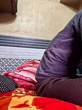 Hot_desi_man12 live sex cam