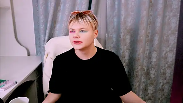 Brian_Mils live sex cam