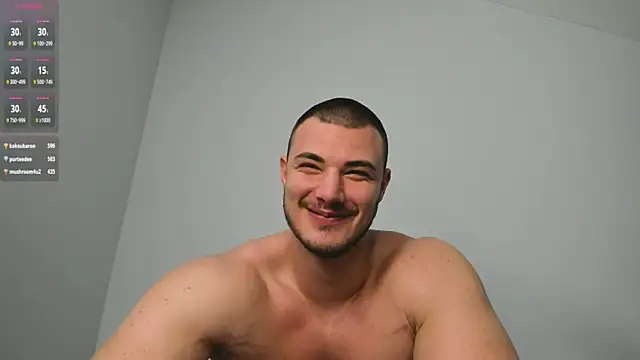Troy_Bigtitan live sex cam