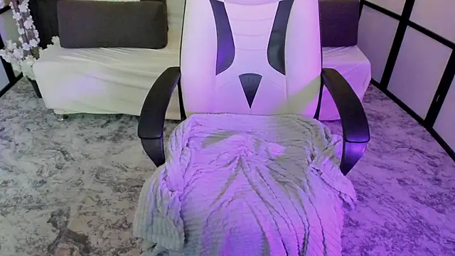 KrisDoeil's cam snapshot