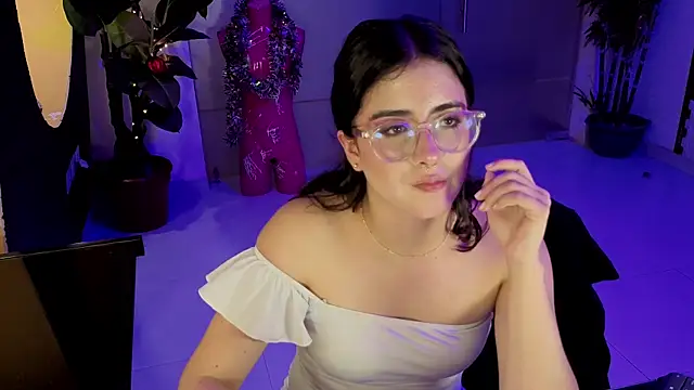 LiLLiAnderson's cam snapshot