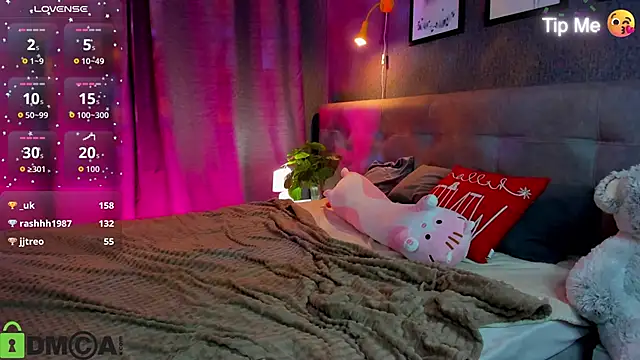 Lesi_Moonie01's cam snapshot