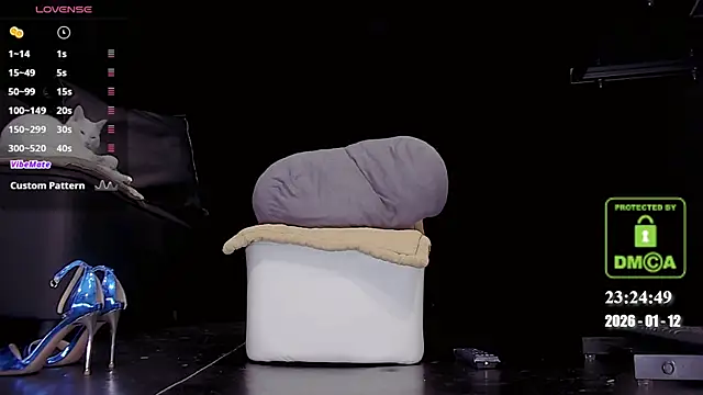 melia_Z live sex cam