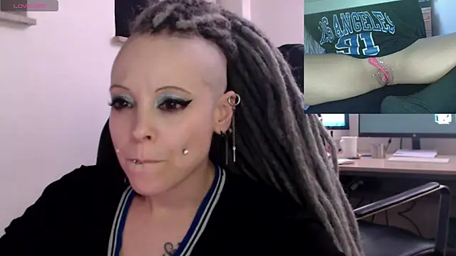 EdgesOfReality live sex cam