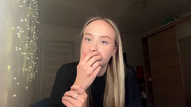 LatashiaOrcutt live sex cam