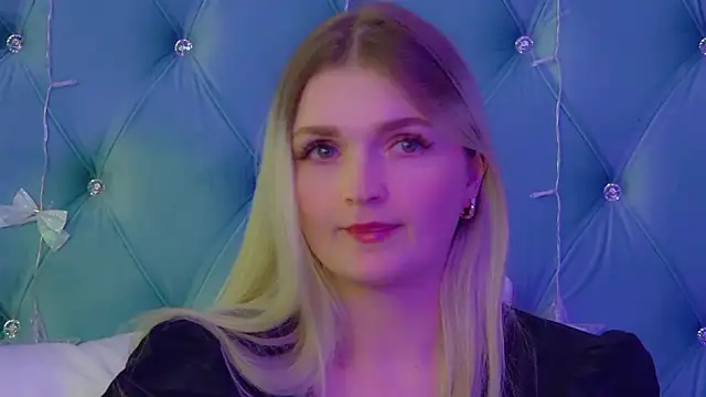 AnnyRaii live sex cam