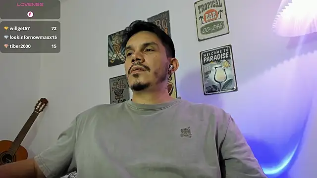 alejandro_stark live sex cam