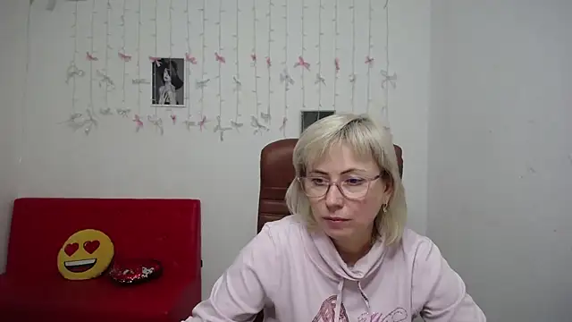 LaurenWishy's cam snapshot